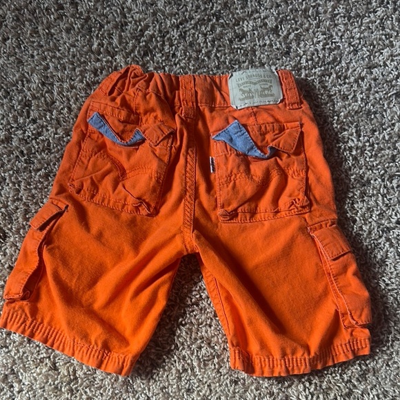 NWOT Levi's Vibrant Orange Kids Cargo Shorts size 3T - Picture 3 of 4